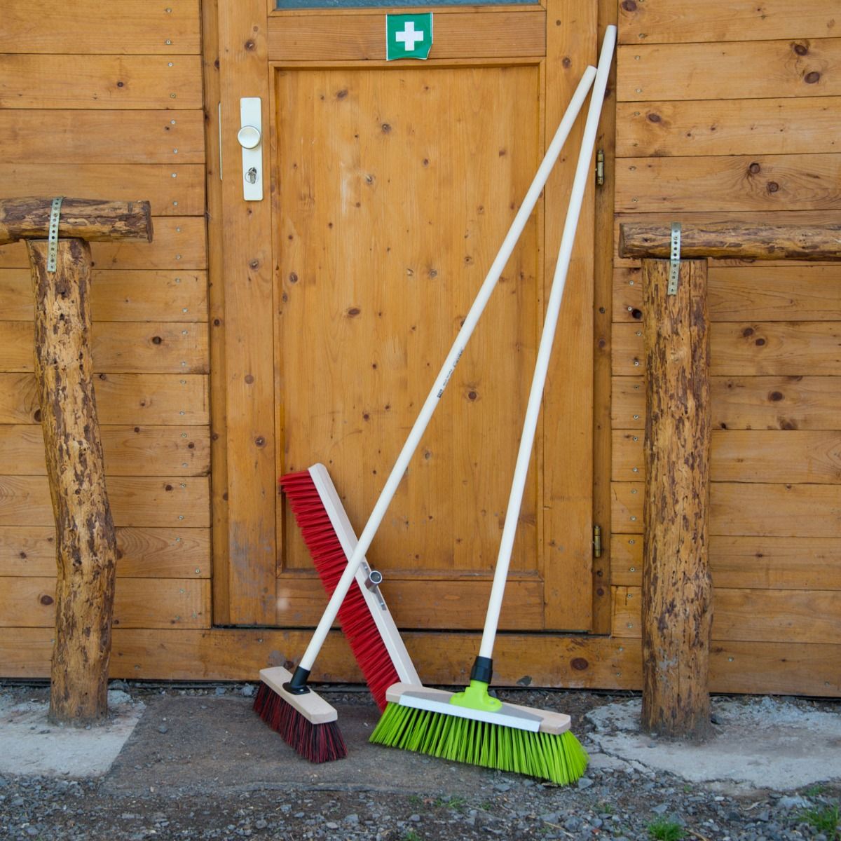 Universal green brooms - 40cm