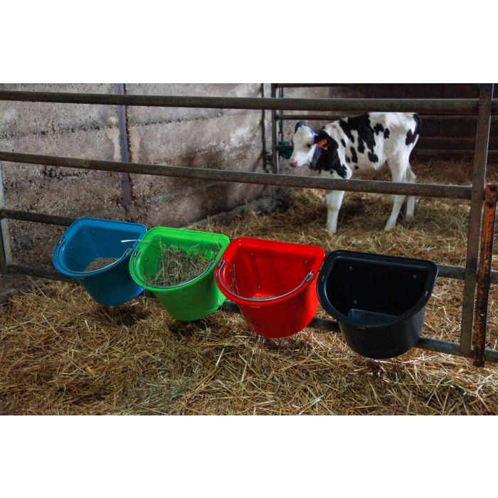 Tragbarer Futtertrog aus Kunststoff