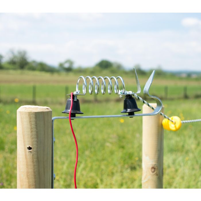 Lightning insulator with spring X1