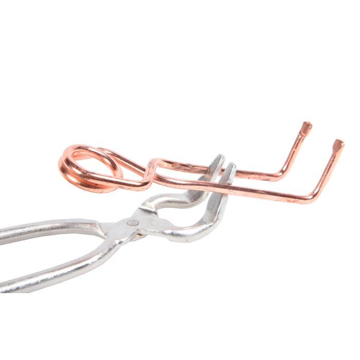 Clé tendeur coudée en action