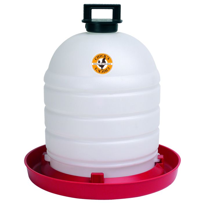 Abreuvoir avec anse en plastique