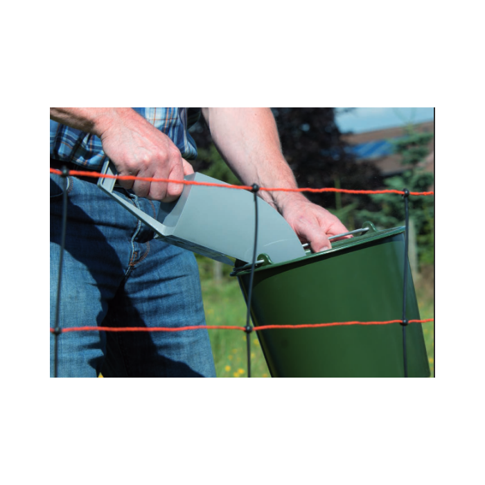 Seau plastique vert 7l