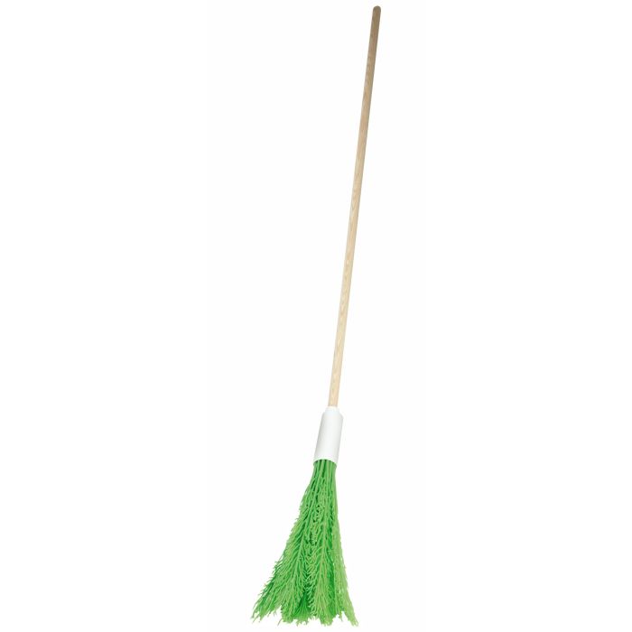 Pavement broom in rice straw