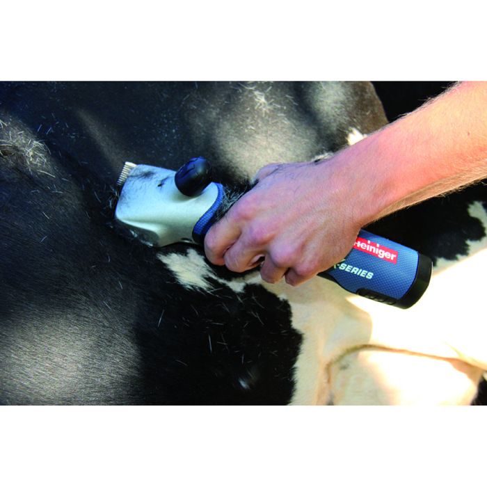 XPLORER battery-operated clipper